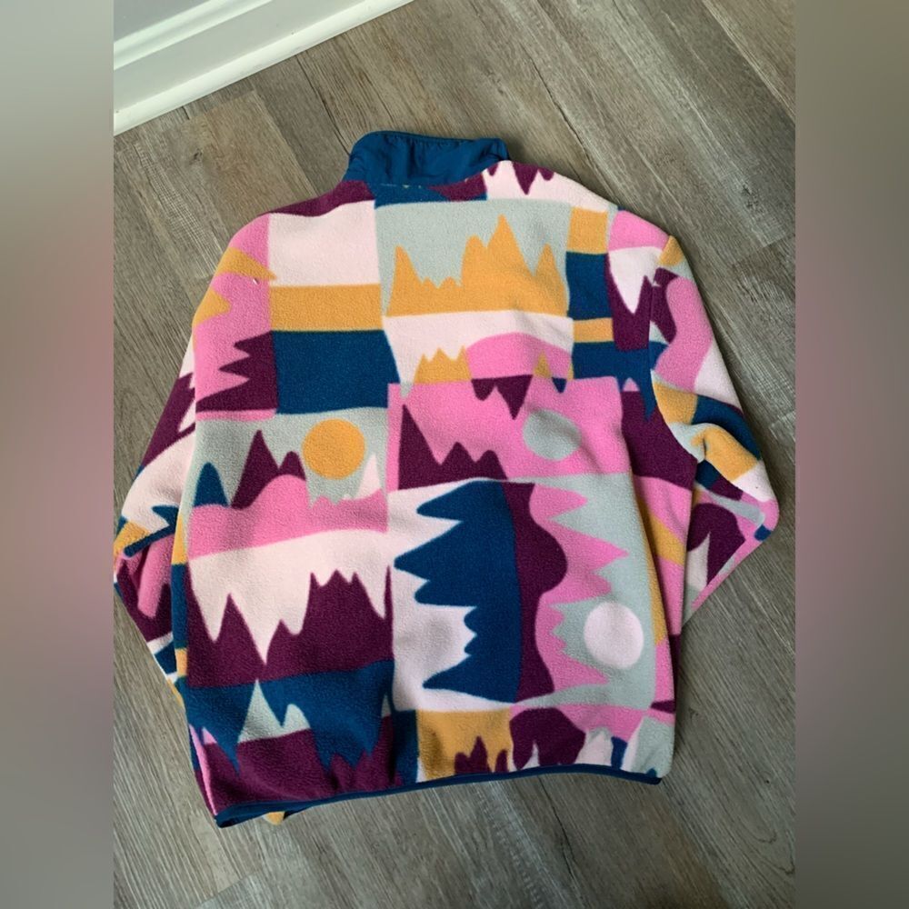 NWT Patagonia Synchilla Full Zip Jacket Teddy Jacket Retro Multi Color Pink Blue - Picture 6 of 8